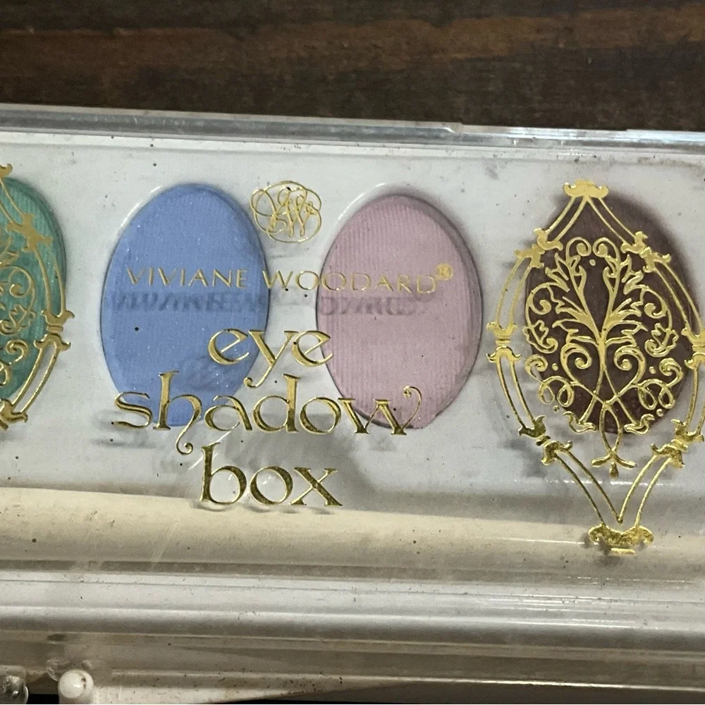 Vintage Vivane Woodard Eye Shadow Box Unused Light Colors